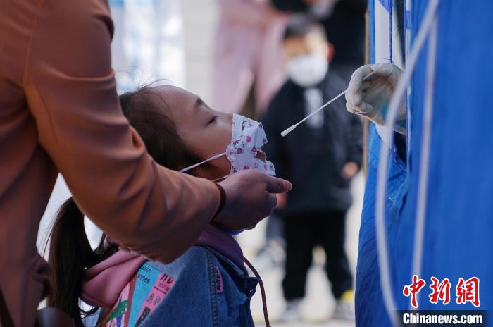 青海西寧:新增陽(yáng)性檢出者1例主城區(qū)開(kāi)展全員核酸檢測(cè)