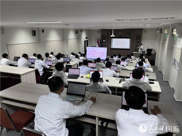 學(xué)習(xí)現(xiàn)場。人民網(wǎng)記者 張杰攝