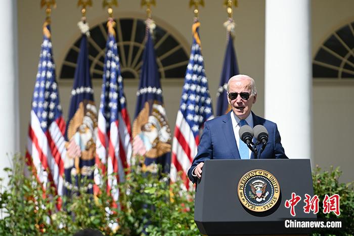 當(dāng)?shù)貢r(shí)間4月25日，美國總統(tǒng)、民主黨人拜登以一段競選視頻宣傳片，正式宣布2024年競選連任。資料圖為拜登在白宮。 <a target='_blank' href='/' _fcksavedurl='/'><p  align=