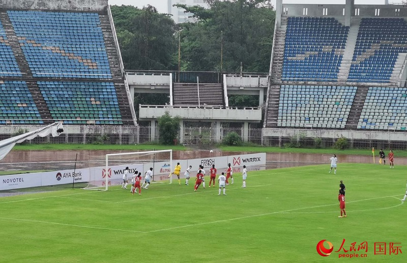 中國(guó)臺(tái)北隊(duì)門前風(fēng)聲鶴唳。人民網(wǎng)記者 李秉新攝