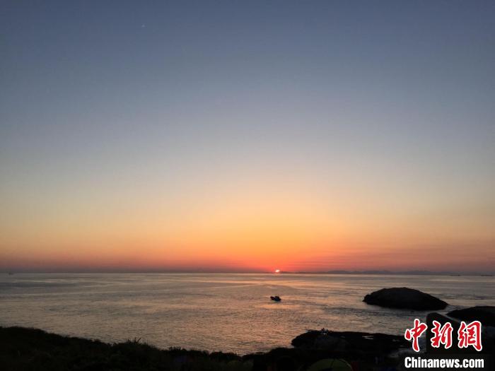 浙江海域一景?！×植?攝