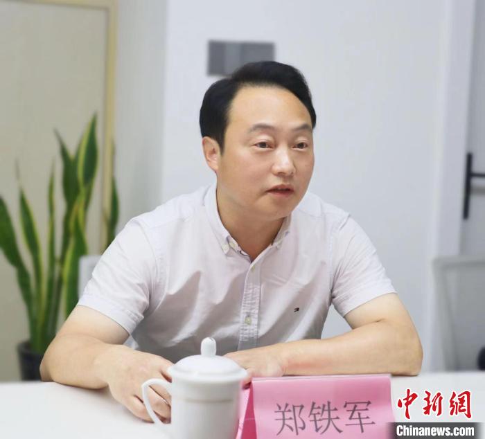 寧德市臺(tái)港澳辦主任鄭鐵軍講話?！窃式?攝