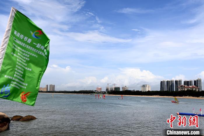迷人的東山海景。　張金川 攝