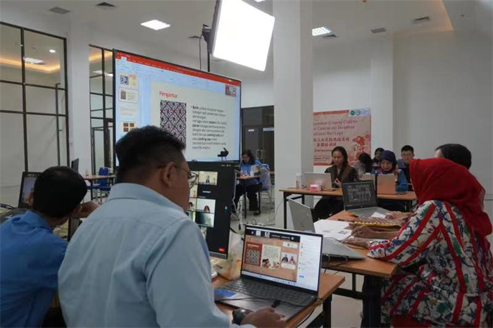 活動現(xiàn)場。供圖：印尼三一一大學孔子學院