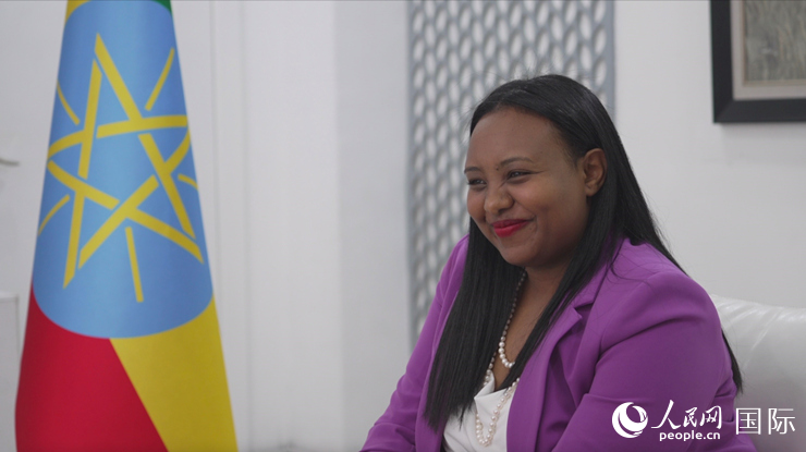 萊利斯接受人民網(wǎng)專訪。人民網(wǎng)記者 劉寧攝