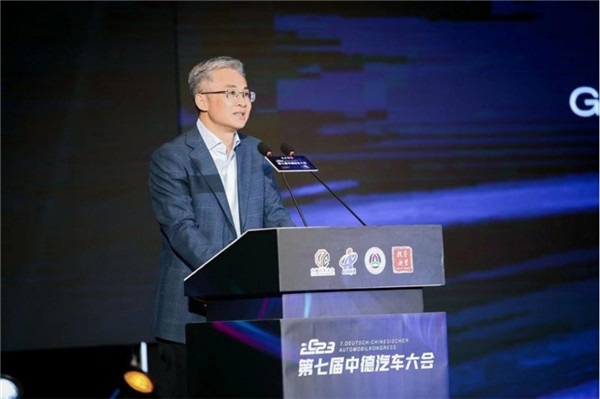 嘉興市人民政府市長李軍致辭。主辦方供圖