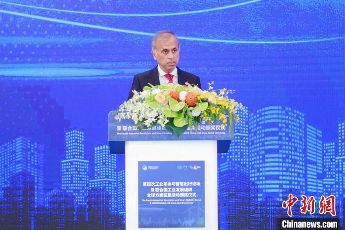 聯(lián)合國駐華協(xié)調(diào)員常啟德發(fā)表演講。