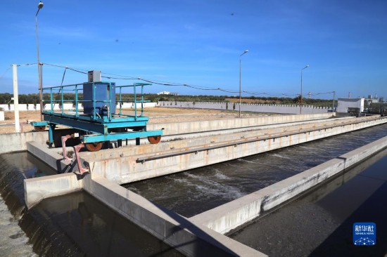 這是11月28日在突尼斯蘇塞市拍攝的中企承接建造的哈姆敦污水處理站一角。新華社記者 黃靈 攝