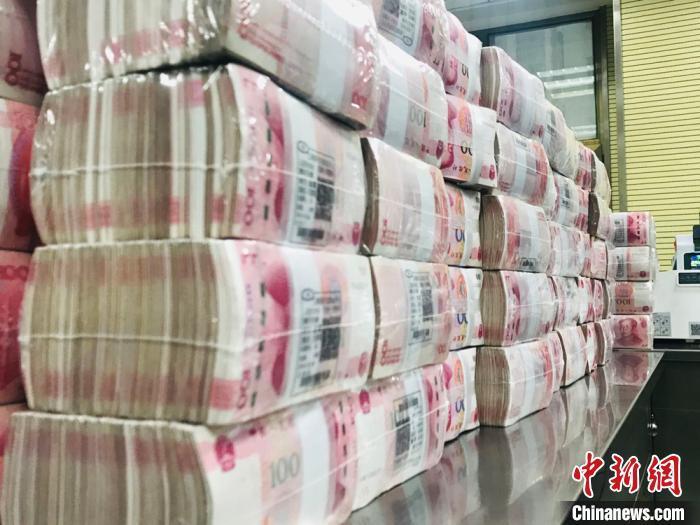 資料圖：人民幣。 艾慶龍 攝