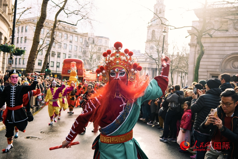 倫敦新春慶典現(xiàn)場。人民網(wǎng) 郭錦標(biāo)、楊浩鵬攝