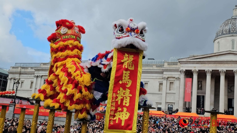 倫敦新春慶典現(xiàn)場。人民網(wǎng) 郭錦標(biāo)、楊浩鵬攝