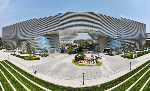 航拍揚(yáng)州運(yùn)河大劇院。孟德龍攝