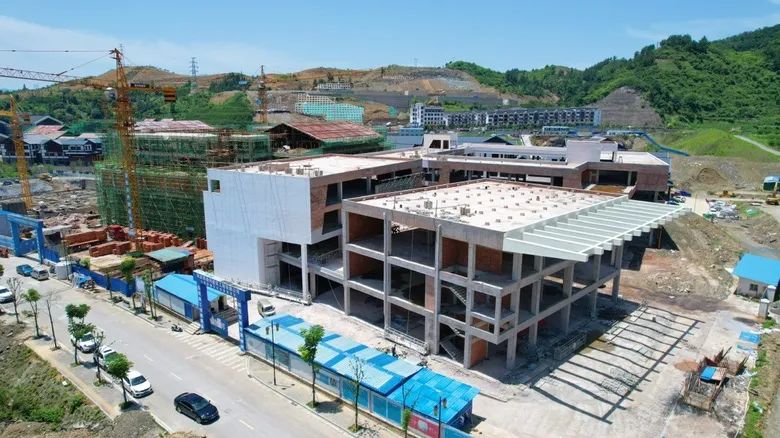 正在建設中的土家織錦文化創(chuàng)意園 全?，摂z