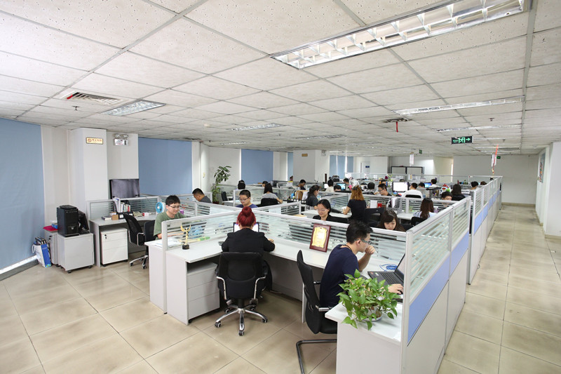 天津國舜信息技術(shù)有限公司研發(fā)團(tuán)隊(duì)由年輕人組成，為企事業(yè)單位和重大活動(dòng)提供網(wǎng)絡(luò)安全技術(shù)保障服務(wù)。河?xùn)|區(qū)供圖