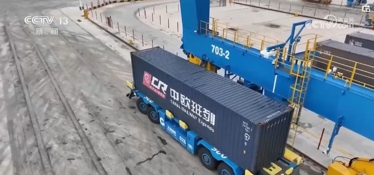 便企服務(wù)實(shí)打?qū)?為企業(yè)“出?！北ｑ{護(hù)航 經(jīng)濟(jì)發(fā)展“添”動力