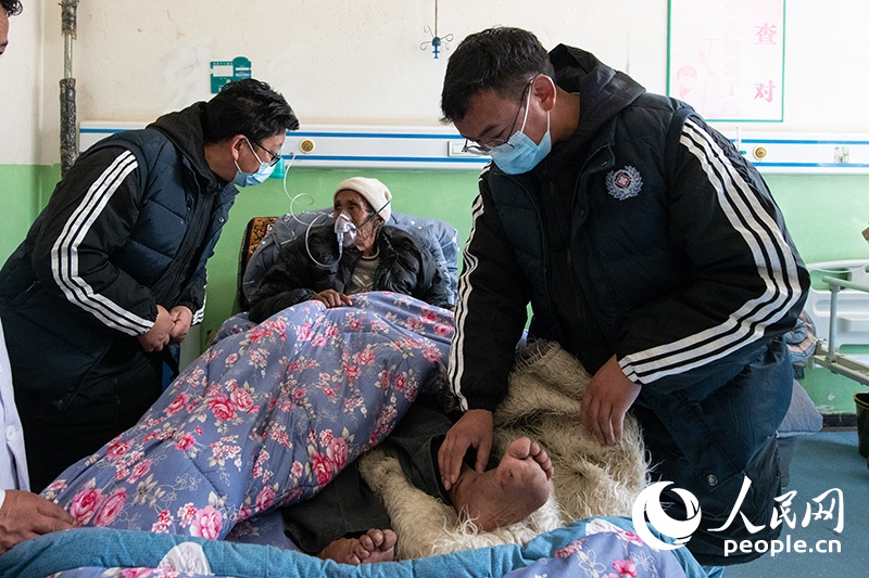 震中日記｜“謝謝，曼巴啦！”