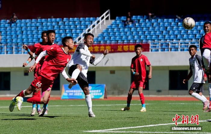 西藏青少年綠茵競逐