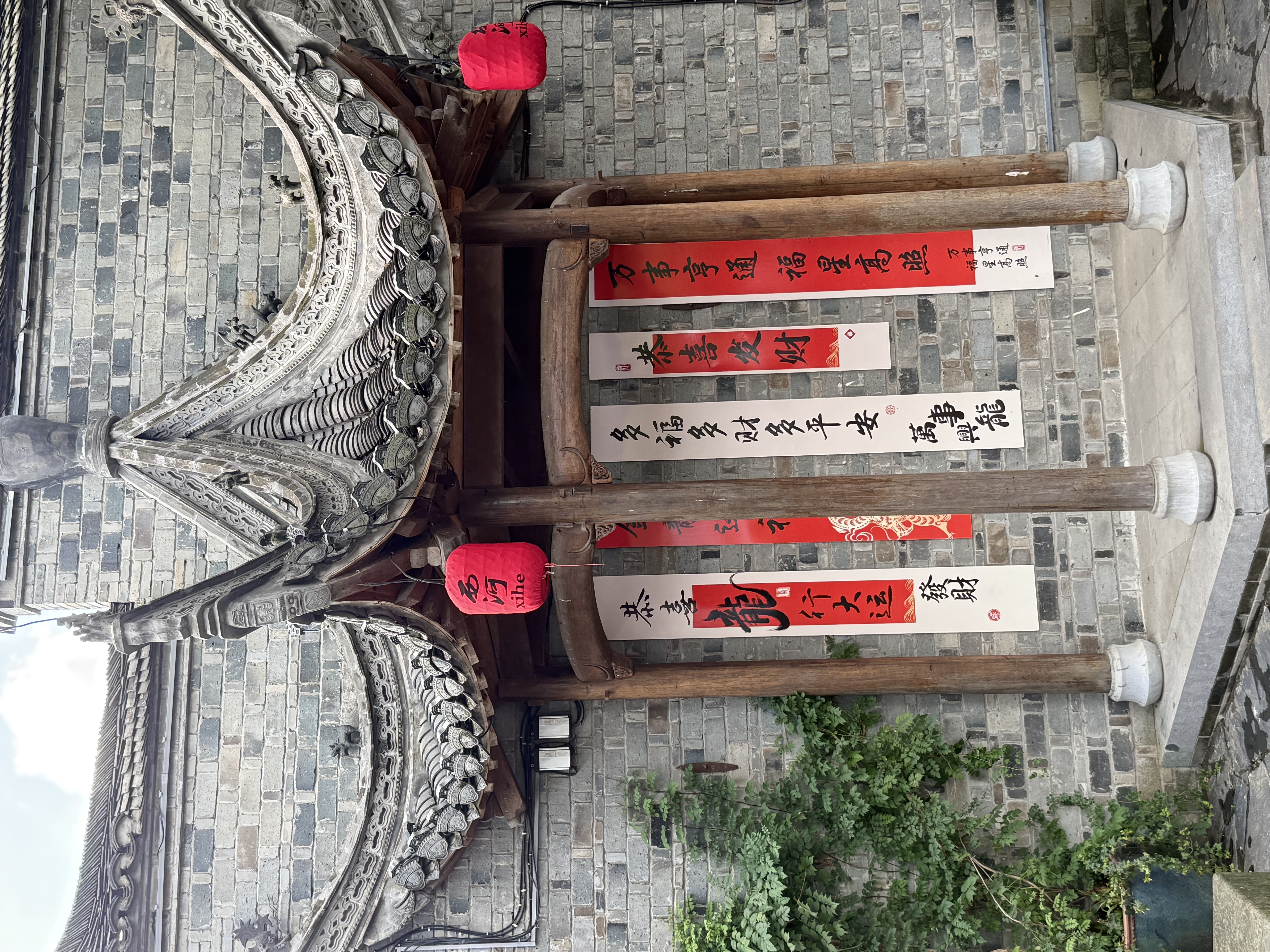 【2024打卡中國】外國網(wǎng)紅打卡蕪湖西河古鎮(zhèn) 品“江南水鄉(xiāng)”古韻長(組圖)