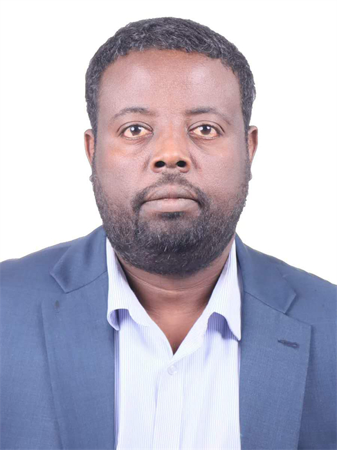 圖為埃塞俄比亞亞的斯亞貝巴大學(xué)政策研究員巴盧·德米西。受訪者供圖