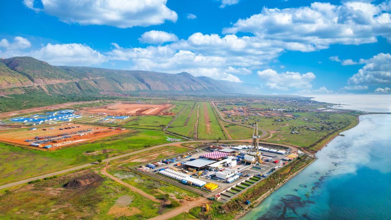 翠鳥油田開發(fā)項目現(xiàn)場航拍圖。田雨攝