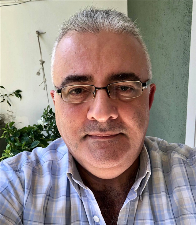 阿亞斯自拍照。受訪者供圖