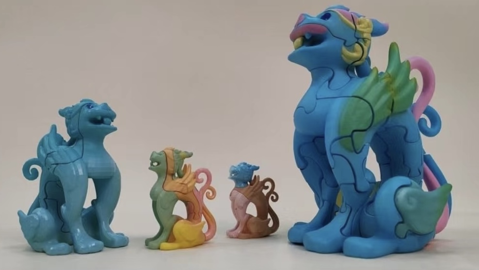 北京印刷學(xué)院銅坐龍文創(chuàng)團(tuán)隊把榫卯結(jié)構(gòu)用在了銅坐龍拼插玩具上 北京印刷學(xué)院銅坐龍文創(chuàng)團(tuán)隊把榫卯結(jié)構(gòu)用在了銅坐龍拼插玩具上