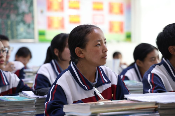 講好中華民族共同體故事，讓網(wǎng)絡(luò)“連心”更“聚心”