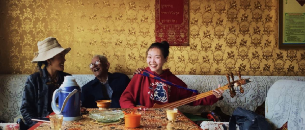 講好中華民族共同體故事，讓網(wǎng)絡(luò)“連心”更“聚心”