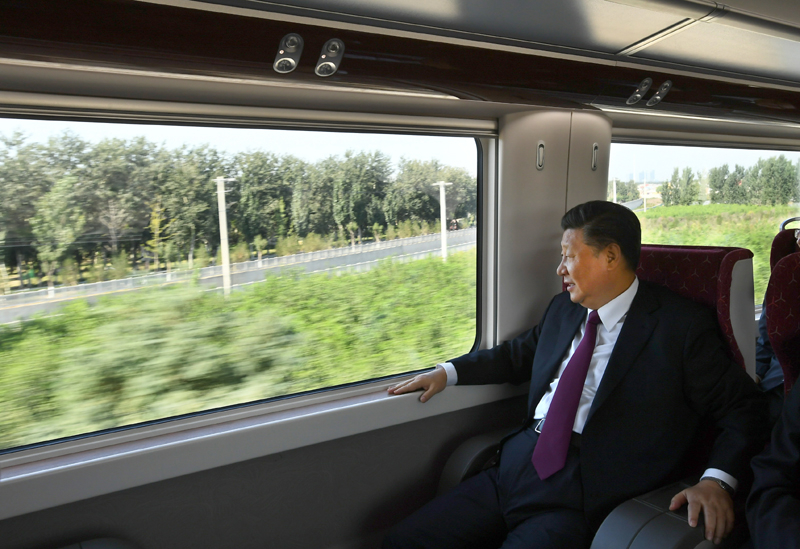 2019年9月25日，習近平總書記乘坐軌道列車前往北京大興國際機場。