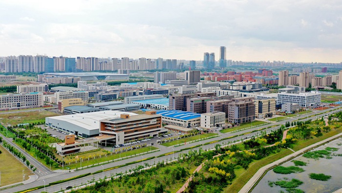 位于長春新區(qū)的一家家光電企業(yè)走上了協(xié)同化發(fā)展之路。（長春新區(qū)供圖）