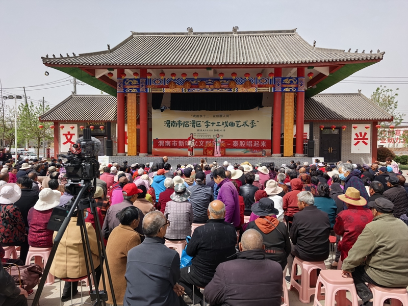 “一元?jiǎng)?chǎng)”下鄉(xiāng)演出現(xiàn)場(chǎng)（資料圖）。代九奎攝