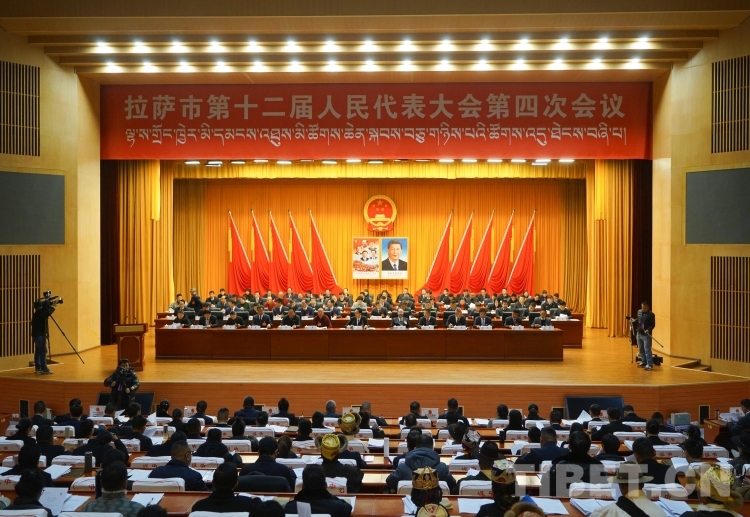 兩會02.jpg 兩會02.jpg