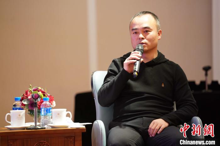 圖為<a target='_blank' >中新社</a>青海分社社長胡鐘藝就加強(qiáng)瀾湄流域新聞報(bào)道發(fā)表觀點(diǎn)?！√K丹 攝