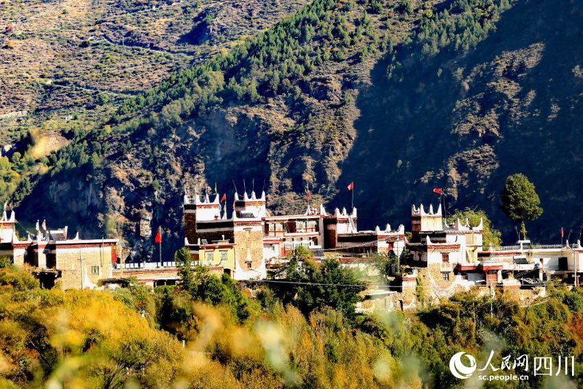 丹巴美景。李永安攝