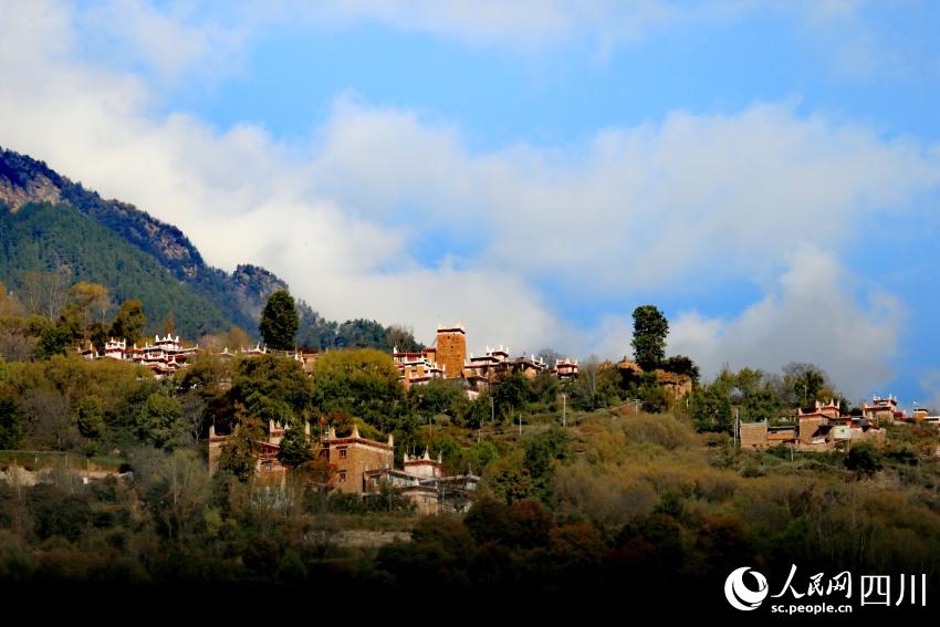 丹巴美景。李永安攝