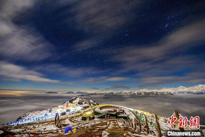 牛背山星空?！↑S業(yè)文 攝