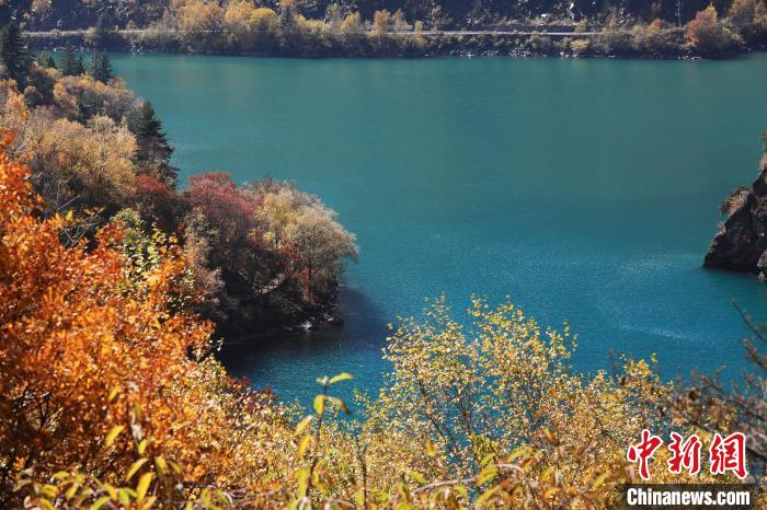 松坪溝風光?！⑼?攝