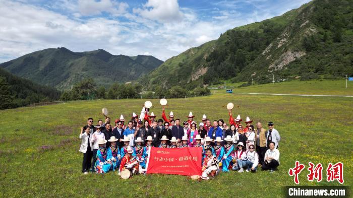 海外華媒甘肅行:探訪“中國(guó)最美縣域”秘境卓尼