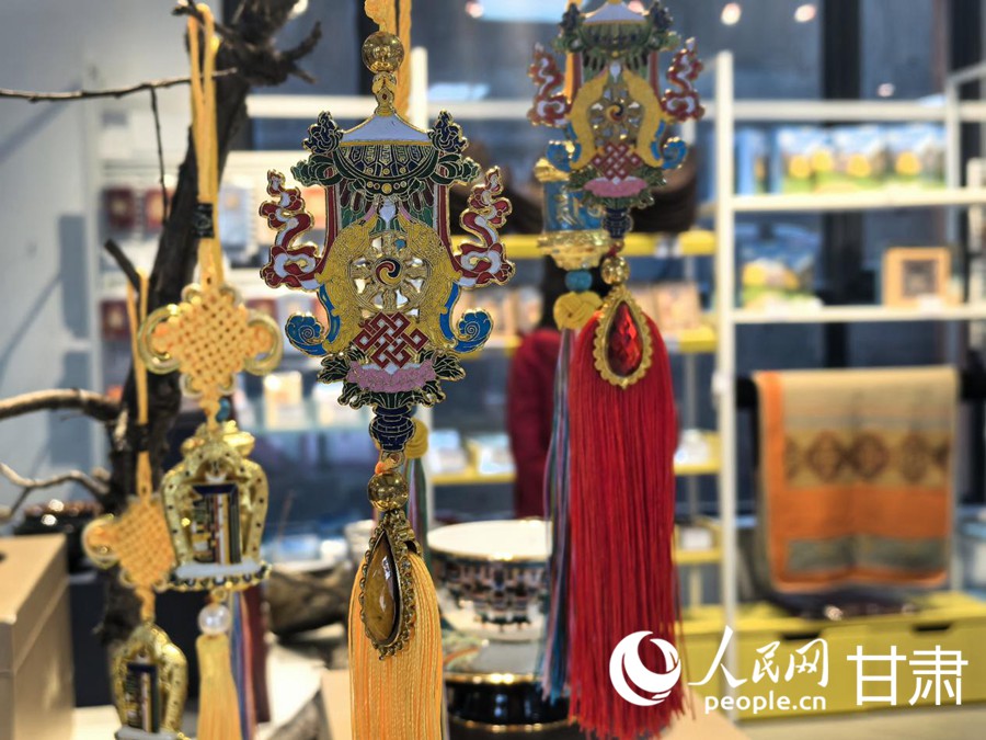 文創(chuàng)產品。人民網記者 周婉婷攝