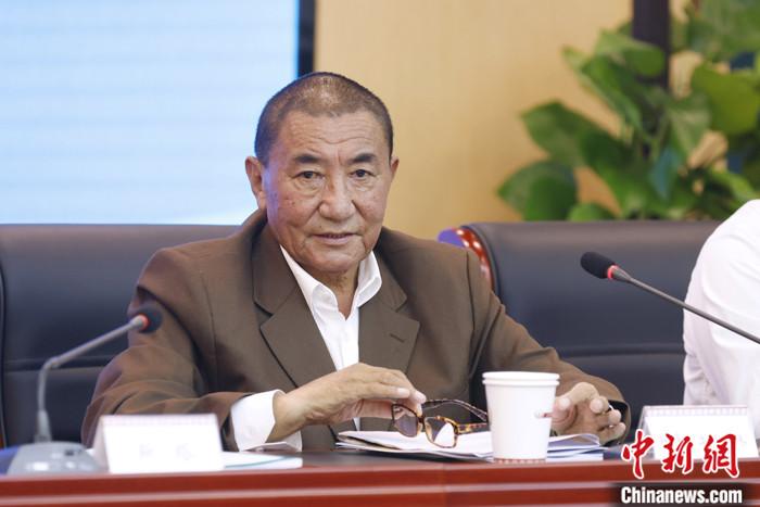 5月19日，由中國人權(quán)研究會、中國西藏文化保護與發(fā)展協(xié)會、中國藏學研究中心主辦的“紀念西藏和平解放70周年國際學術(shù)研討會”在北京舉行。西藏自治區(qū)政協(xié)副主席珠康·土登克珠指出，長期以來，西方敵對勢力和達賴集團完全不顧事實真相，誣蔑造謠西藏“缺乏宗教信仰自由”。事實上，在西藏，寺院受到有效保護，廣大信教群眾的宗教信仰得到尊重，僧侶的宗教活動有序進行，宗教信仰自由政策在西藏得到全面、正確的貫徹執(zhí)行。　 <a target='_blank' ></p><p  align=