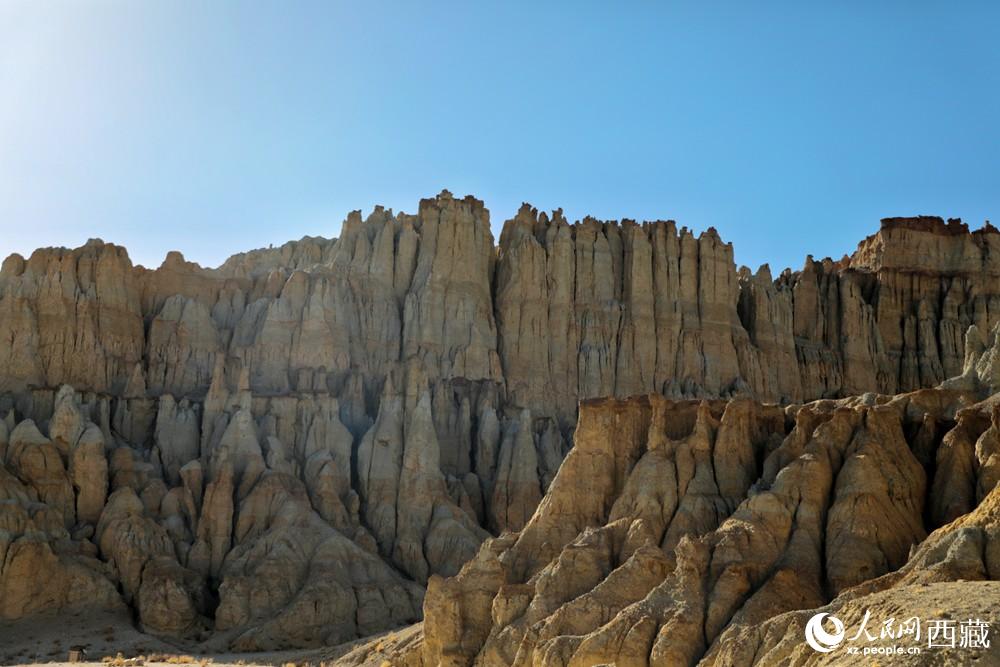 札達(dá)土林。人民網(wǎng) 李海霞攝