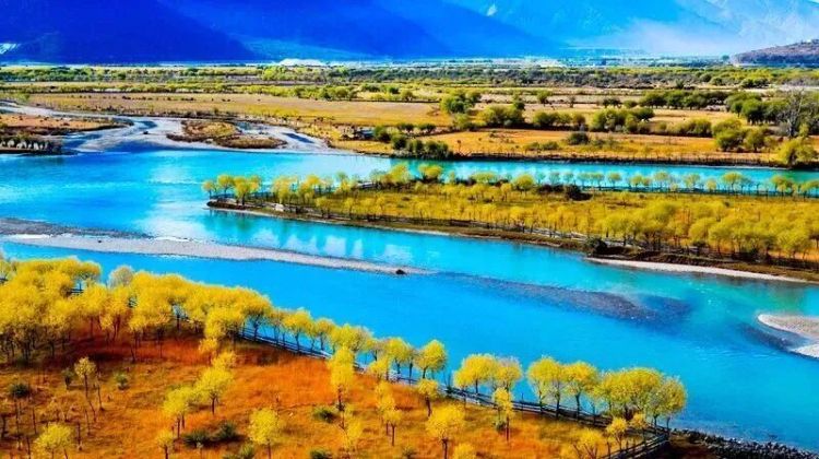 懂西藏的人，一定不會(huì)錯(cuò)過(guò)林芝的秋天