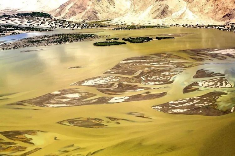 懂西藏的人，一定不會(huì)錯(cuò)過(guò)林芝的秋天