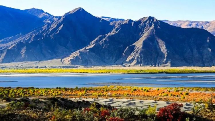 懂西藏的人，一定不會(huì)錯(cuò)過(guò)林芝的秋天