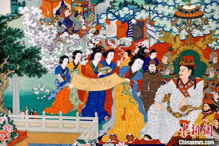 圖為5月16日，展覽中的新創(chuàng)唐卡作品(局部)?！±盍?攝