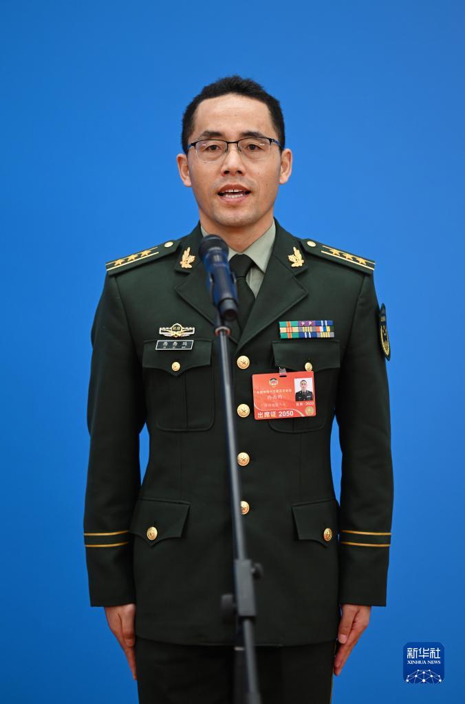 聚焦兩會“委員通道”