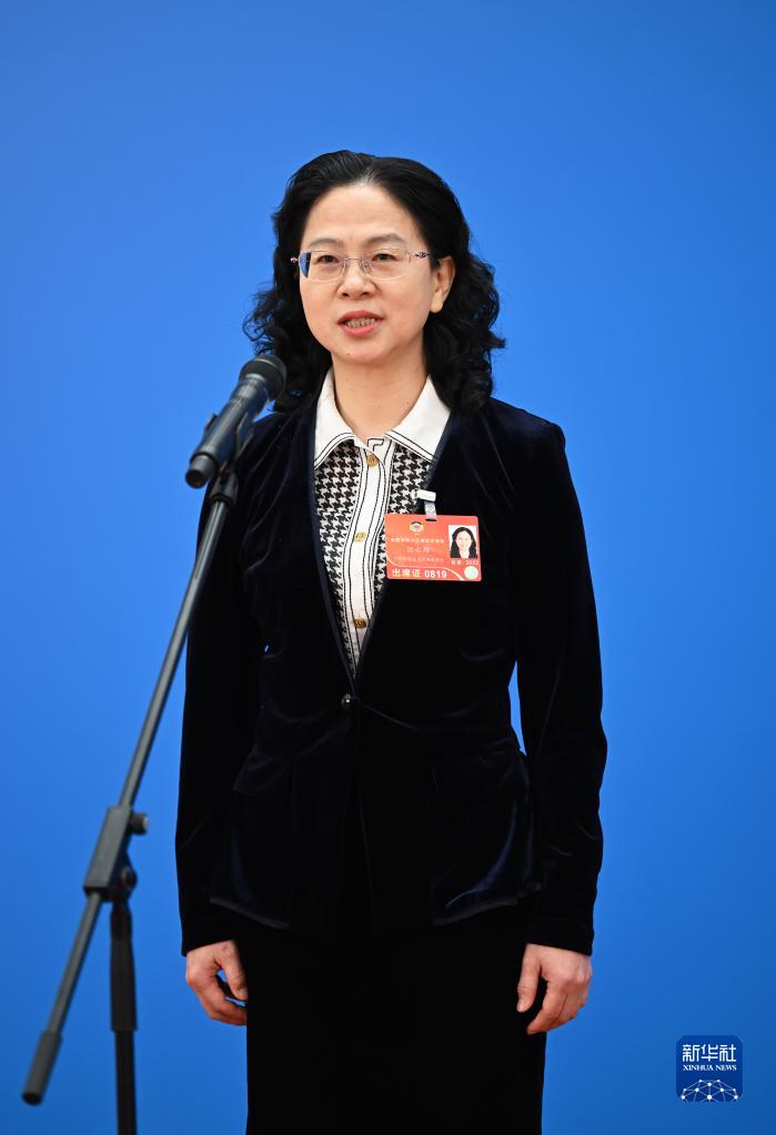 聚焦兩會“委員通道”